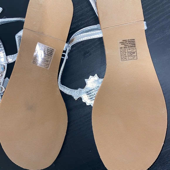 Jeweled Bridal Sandals - Picture 3 of 3